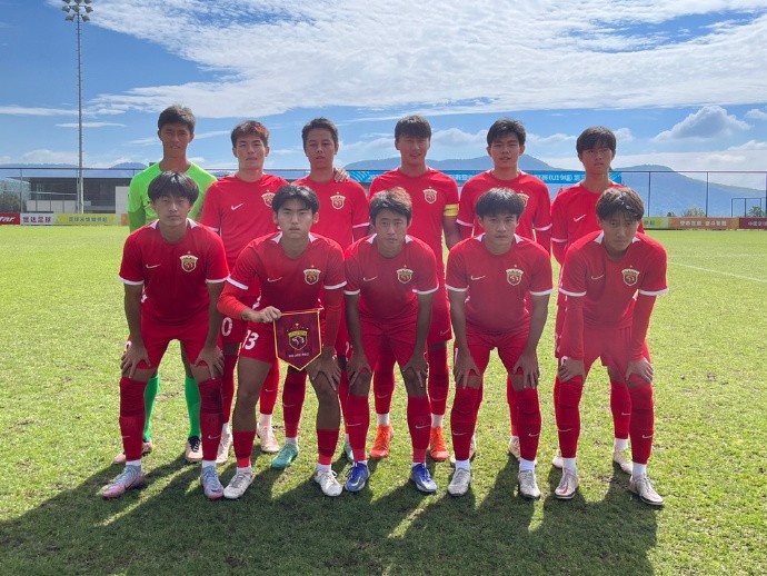 全国青年足球联赛B组第五轮，上海海港U19队点球5比4大连人